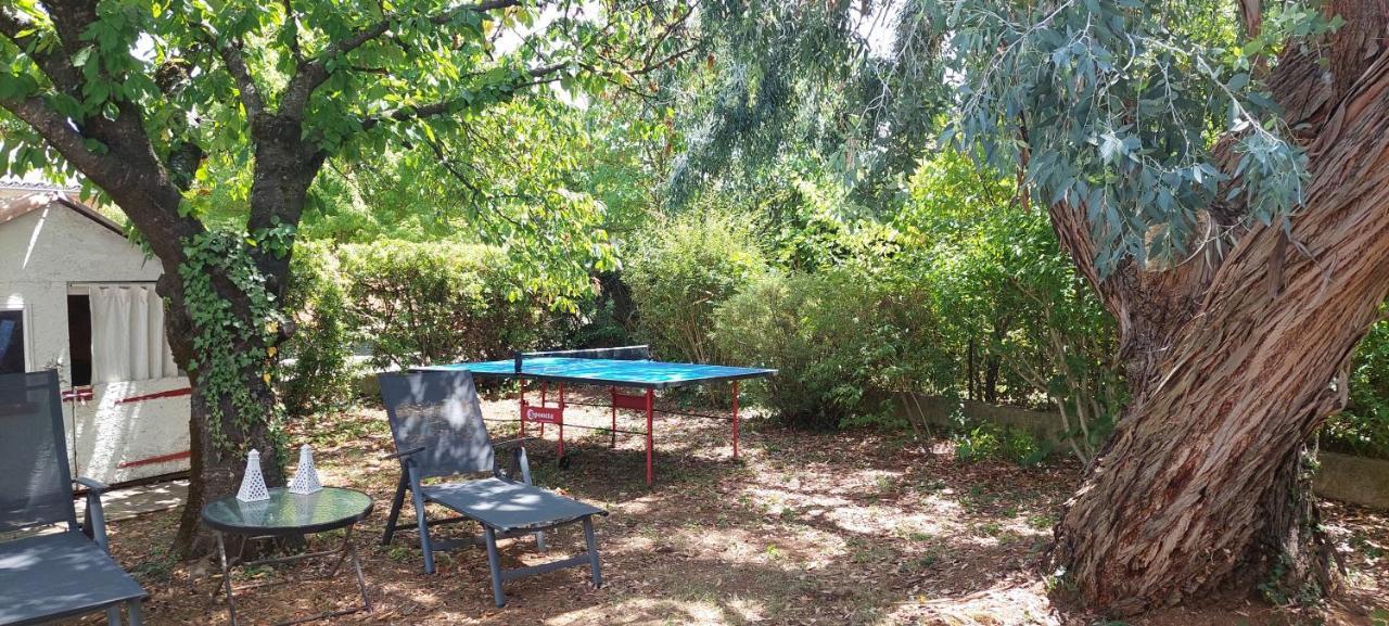 Etxe Laminak Bed & Breakfast Sisteron Exterior foto