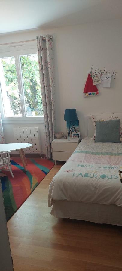 Etxe Laminak Bed & Breakfast Sisteron Exterior foto